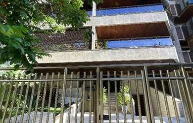 Imagem: O apartamento possui 3 Dormitórios, 3 Banheiros e 1 Vaga na