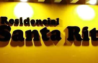 Imagem: O apartamento possui 2 Dormitórios, 1 Banheiro e está localizado