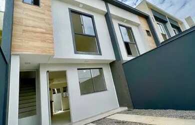 Imagem: A casa em condomínio possui 2 Dormitórios, 3 Banheiros, 1