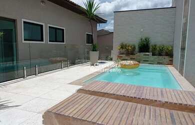 Imagem: A casa em condomínio possui 3 Dormitórios, 2 Banheiros e 280m²