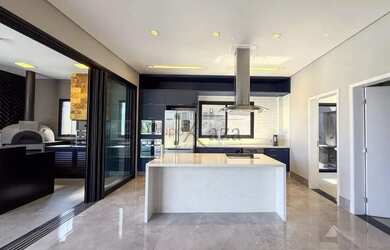 Imagem 10: Imóvel para aluguel possui 465 metros quadrados com 4 quartos