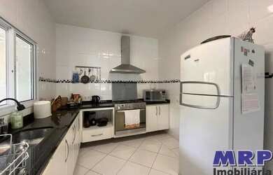 Imagem 9: Casa em Caraguatatuba. Condomínio Mar Verde. 4 dormitórios. Com piscina....