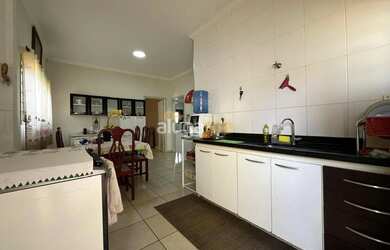 Imagem 14: Casa no bairro Jardim Nazareth, com 03 dormitórios, 03 vagas e amplo...