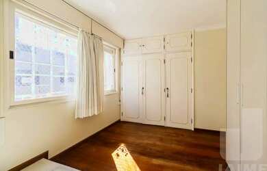 Imagem 13: Cobertura espaçosa com ótima área externa numa das melhores ruas de...