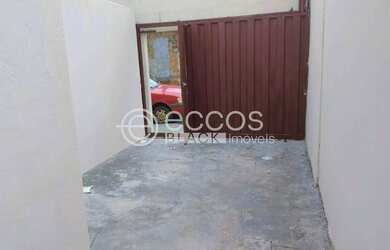 Imagem 12: Casa para aluguel, 2 quartos, 1 suíte, 2 vagas, Custódio Pereira - Uberlândia/MG