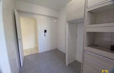 Imagem 5: Apartamento 2 dormitórios mais dependência completa, 1 vaga - Centro...