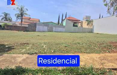 Imagem: O terreno possui 360m² de Área e está localizado em Portal