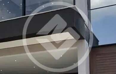 Imagem: A casa em condomínio possui 3 Dormitórios, 2 Banheiros, 5