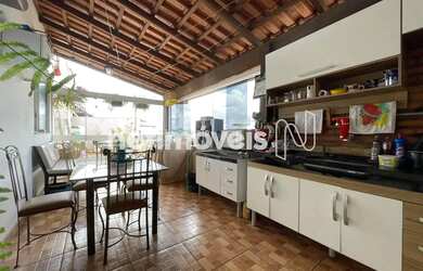 Imagem: O apartamento na cobertura possui 3 Dormitórios, 2 Banheiros