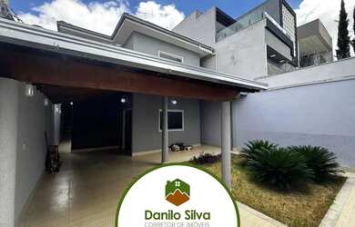 Imagem: Casa de dois pavimentos no Maracanã