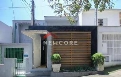 Imagem: A casa possui 5 Dormitórios, 2 Banheiros, 110m² de Área e