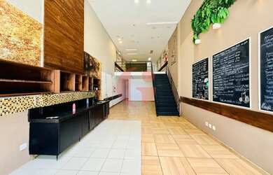 Imagem: O depósito possui 1 Vaga na garagem, 106m² de Área e está