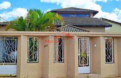 Imagem: A casa em condomínio possui 2 Dormitórios, 4 Banheiros, 2