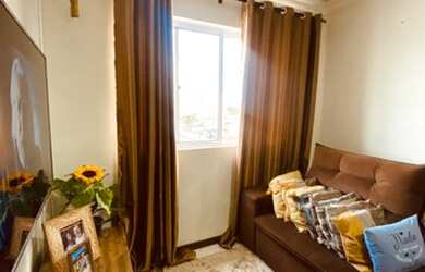 Imagem: O apartamento possui 2 Dormitórios, 1 Banheiro, 1 Vaga na garagem