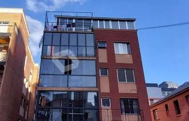 Imagem: O depósito possui 1 Vaga na garagem, 115m² de Área e está