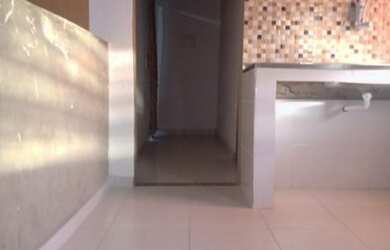 Imagem: A casa possui 1 Dormitório, 1 Banheiro, 3 Vagas na garagem