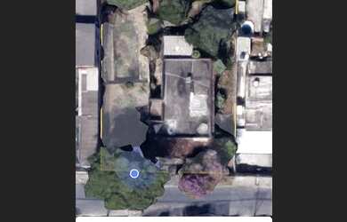 Imagem: O terreno possui 1.500m² de Área e está localizado em Petrópolis