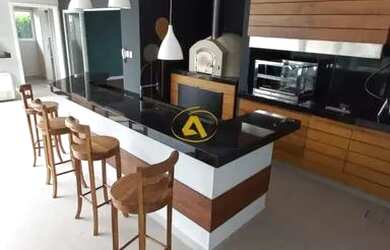 Imagem 3: Casa Lago Sul. Piscina, Churrasqueira, Guarda roupae900m² de Área