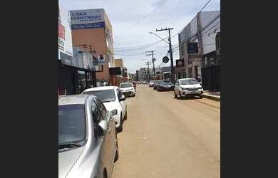 Imagem: A casa possui 2 Dormitórios e está localizado em Valparaiso