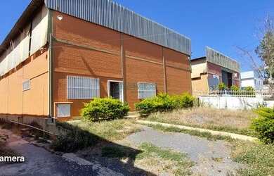 Imagem: O depósito possui 1.000m² de Área e está localizado em