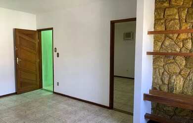 Imagem: A casa possui 2 Dormitórios, 1 Banheiro e está localizado