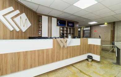 Imagem: O depósito possui 3 Vagas na garagem, 436m² de Área e está