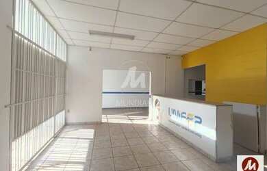 Imagem: O depósito possui 5 Vagas na garagem, 1.350m² de Área e