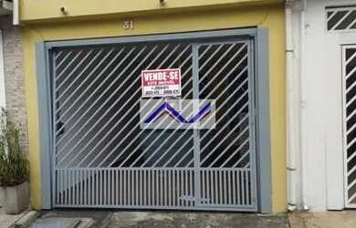 Imagem: A casa possui 3 Dormitórios, 2 Banheiros, 1 Vaga na garagem