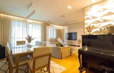 Imagem: O apartamento possui 2 Dormitórios, 2 Banheiros, 3 Vagas na