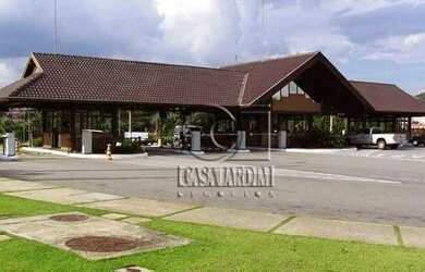 Imagem: A casa em condomínio possui 3 Dormitórios, 5 Banheiros, 3