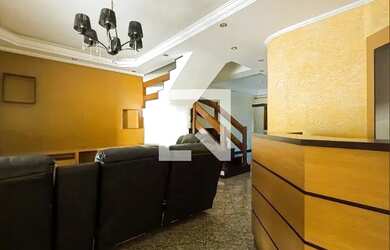 Imagem: A casa em condomínio possui 4 Dormitórios, 3 Banheiros, 3