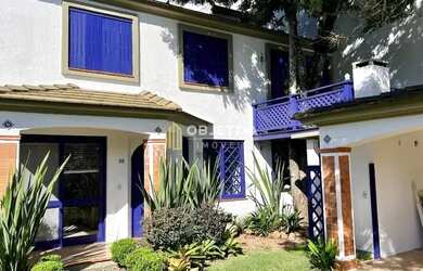 Imagem: A casa e possui 3 Dormitórios, Suítes, 4 Banheiros, 2 Vagas