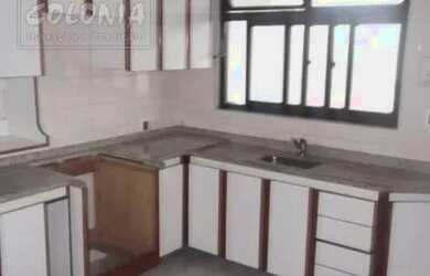 Imagem: A casa possui 2 Dormitórios, 4 Banheiros, 5 Vagas na garagem