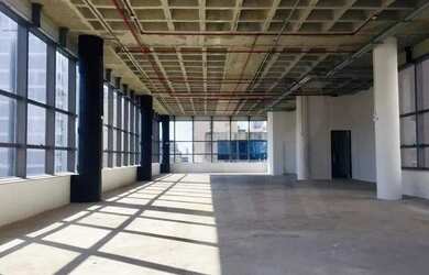 Imagem: O depósito possui 5 Vagas na garagem, 327m² de Área, Imóvel