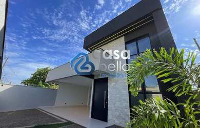 Imagem: A casa possui 3 Dormitórios, 4 Banheiros, 3 Vagas na garagem