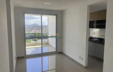 Imagem: O apartamento possui 3 Dormitórios, 2 Banheiros, 2 Vagas na