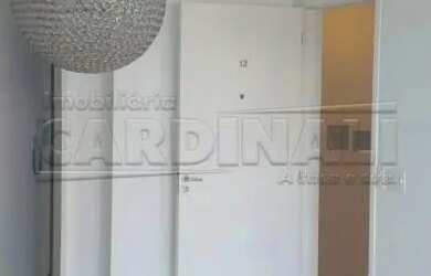 Imagem: O apartamento possui 3 Dormitórios, 1 Banheiro, 2 Vagas na