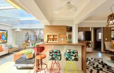 Imagem: O apartamento possui 3 Dormitórios, 2 Banheiros, 2 Vagas na