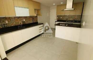 Imagem 8: Apartamento à Venda 2 Quartos, 1 Suíte Leblon, RJ