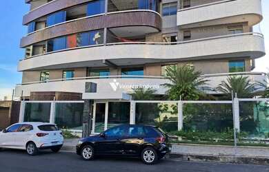 Imagem: O apartamento possui 4 Dormitórios, 3 Banheiros, 2 Vagas na