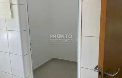 Imagem: O apartamento à venda possui 3 Dormitórios, 1 Banheiro, 2