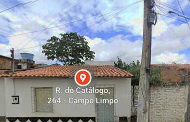 Imagem: A casa possui 2 Dormitórios, 1 Banheiro e 252m² de Área e