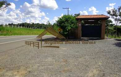 Imagem: A fazenda possui 217.800m² de Área e está localizado em