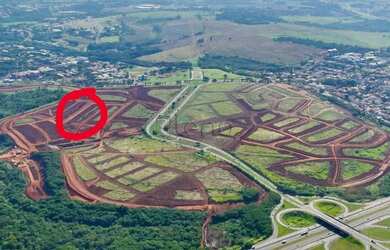 Imagem: O terreno possui 330m² de Área e está localizado em Jardim