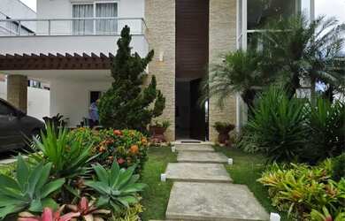 Imagem: A casa em condomínio possui 5 Dormitórios, 5 Banheiros, 4