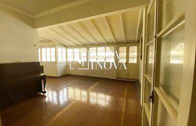 Imagem: O apartamento possui 3 Dormitórios, 2 Banheiros, 260m² de