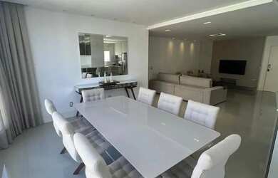 Imagem: O apartamento possui 3 Dormitórios, 4 Banheiros, 3 Vagas na