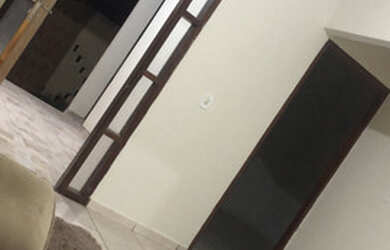 Imagem: A casa possui 3 Dormitórios, 2 Banheiros, 1 Vaga na garagem