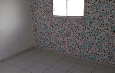 Imagem: O apartamento possui 2 Dormitórios, 1 Banheiro e 1 Vaga na