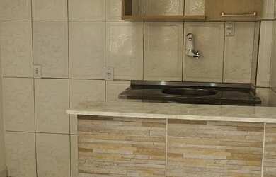 Imagem 1: Casa térrea, 1/4, cozinha americana e banheiro